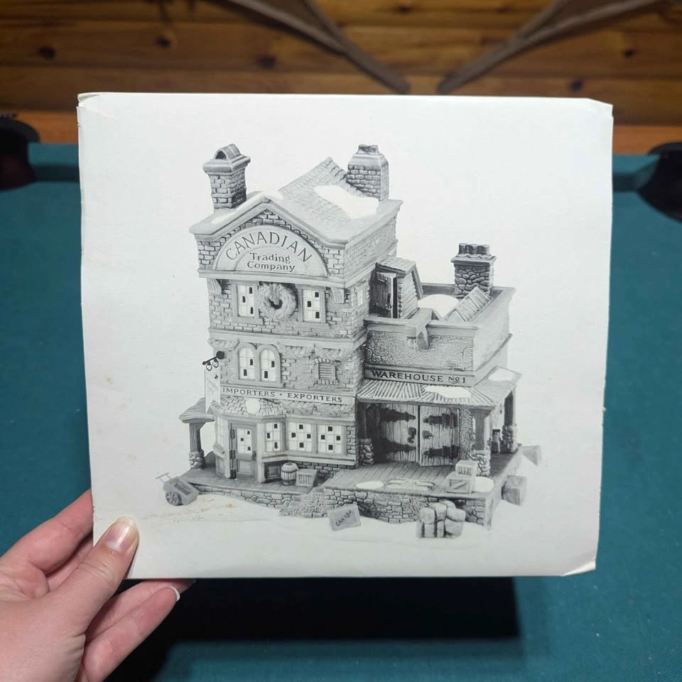 Department 56 - Dickens' Village Series - Canadian Trading Co. - photo 5