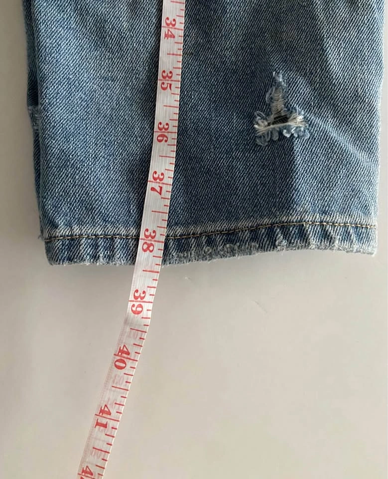 American Eagle Mom Jeans – Size 6 – High-Waisted - photo 5