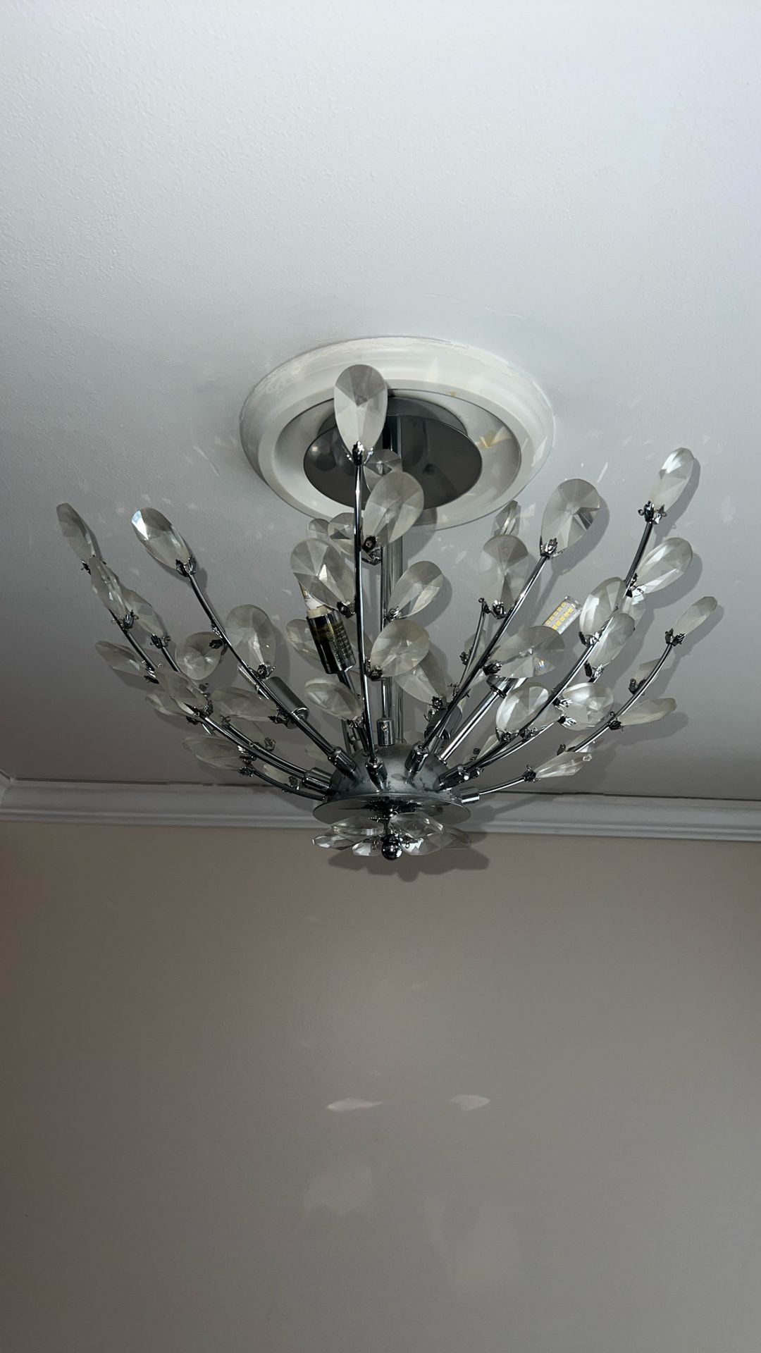 Silver Crystal Chandelier With 4 Bulbs