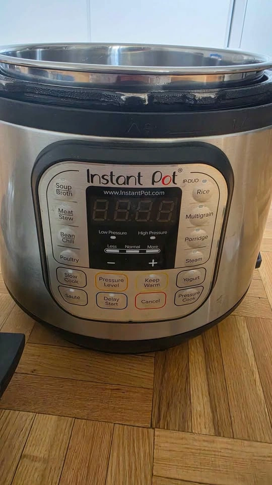 Instant Pot IP-DUO Multi-Use Pressure Cooker - photo 4