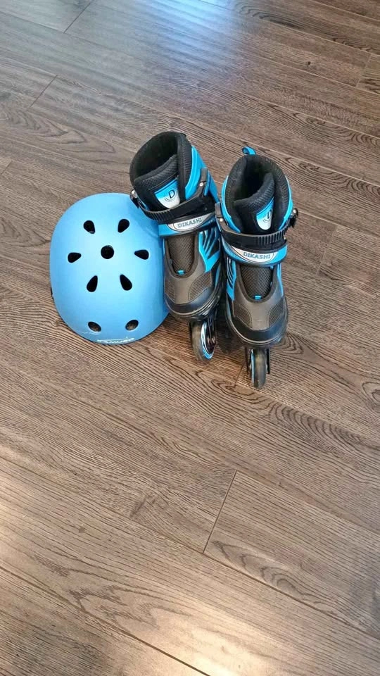 Adjustable Rollerblades and Helmet Size M (34-37 EUR)
