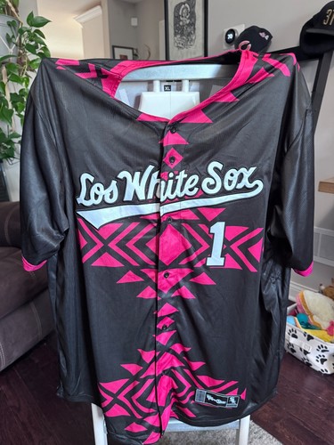 Chicago White Sox Los White Sox Familia jersey black pink XL