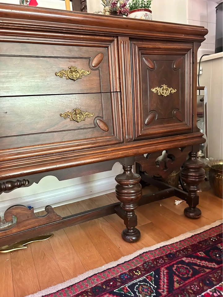 Antique Jacobean Buffet Sideboard Unique Design - photo 4