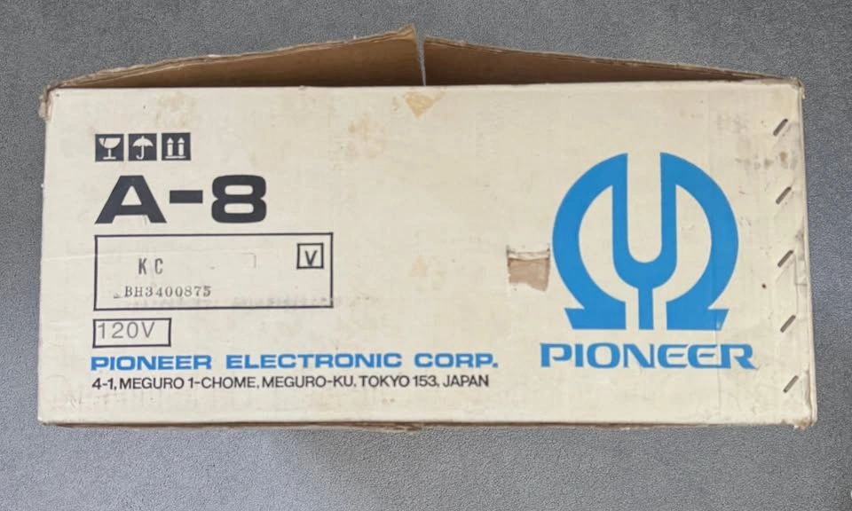 Pioneer A-8 Vintage Stereo Integrated Amplifier – 90WPC – Made i - photo 4