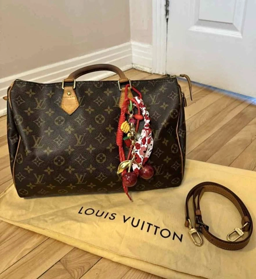 Authentic Louis Vuitton Speedy Bandouliere Monogram 35