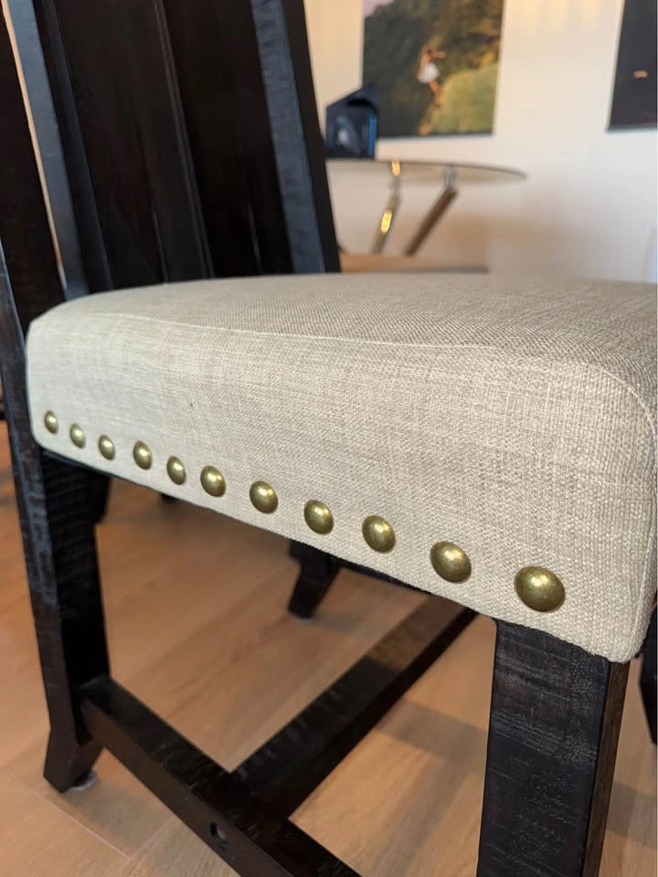 Textured Wood Dinning Room Chairs (3x) - photo 4