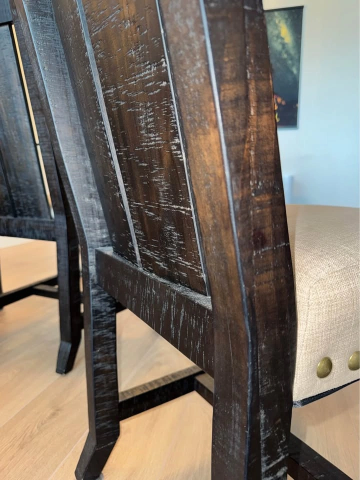 Textured Wood Dinning Room Chairs (3x) - photo 5