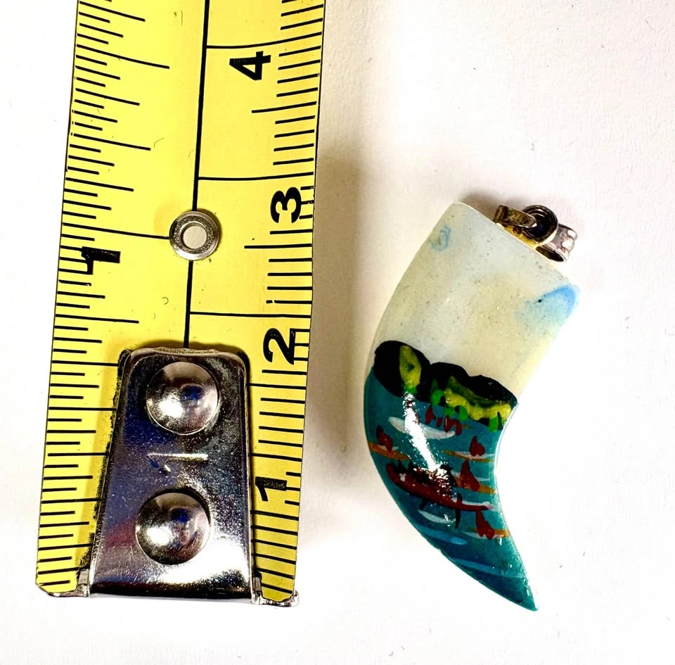 Hand-Painted Mother of Pearl Shell Claw Pendant - photo 5