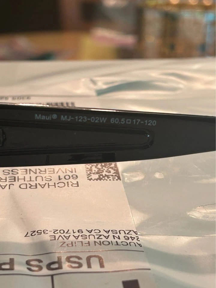 Authentic Maui Jim’s Unisex Polarized Sun Glasses Model # MJ-123 - photo 4