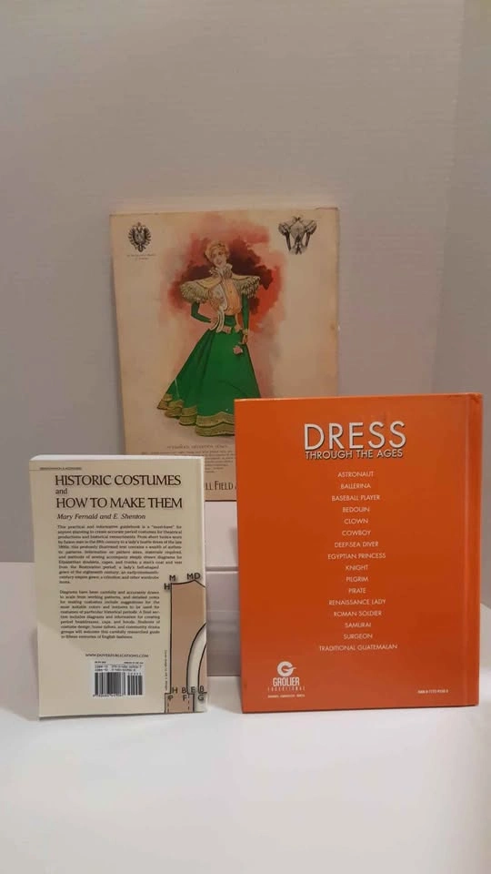 Vintage Fashion and Costume Book Lot of 3 - photo 2