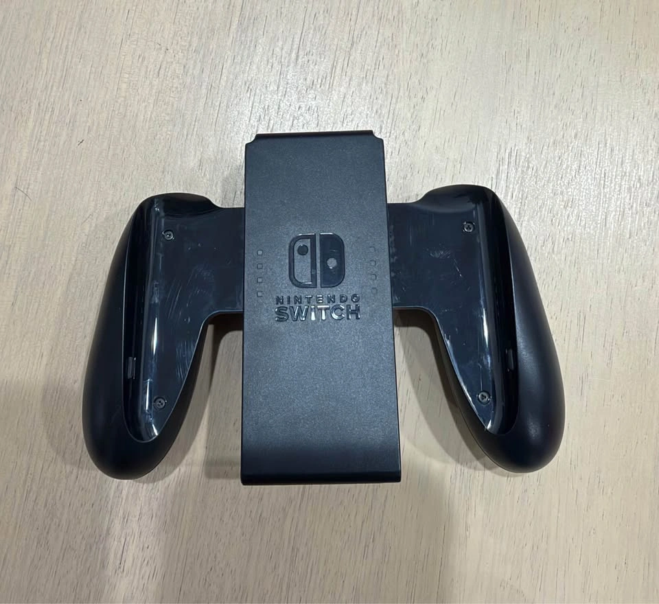 Nintendo Switch OLED - photo 5