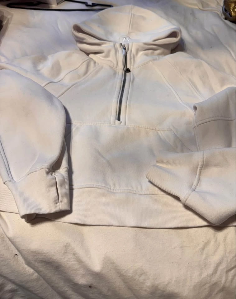 Lululemon Cropped White 1/4 Zip Scuba - photo 2