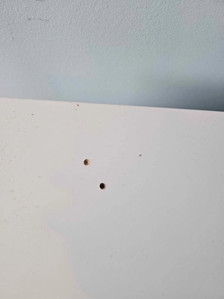 White Ikea Desk - photo 3