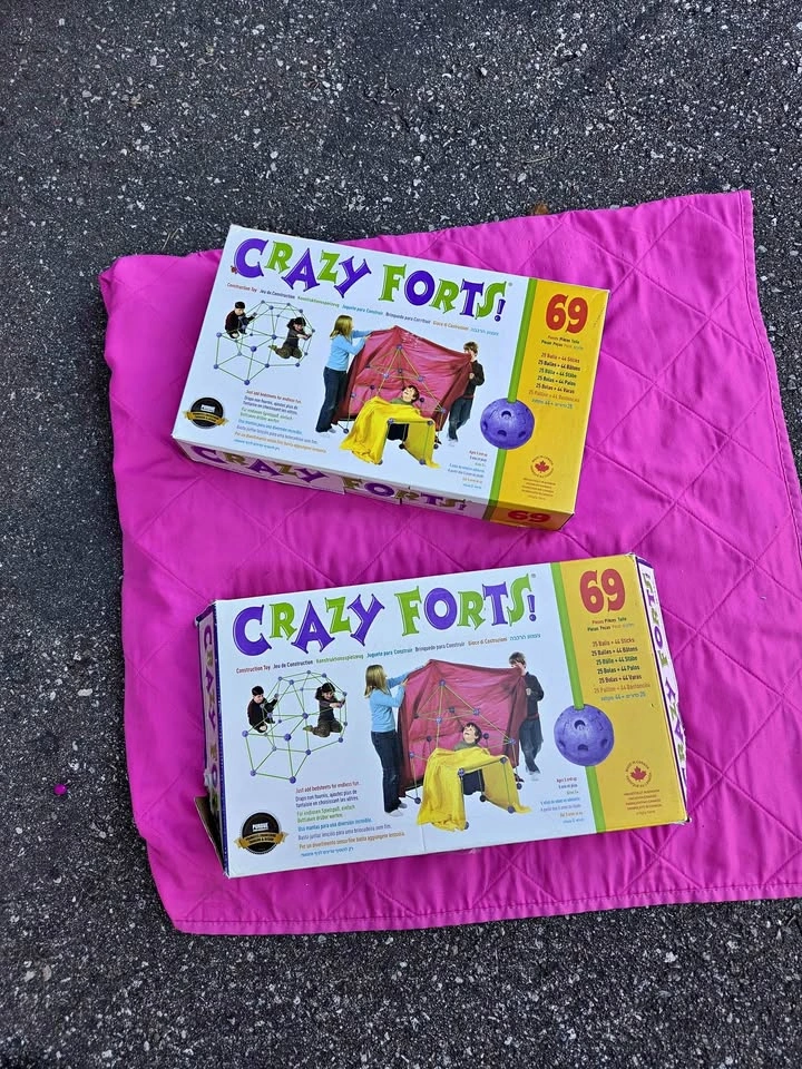 Crazy Forts! Construction Toy - 2 Boxes