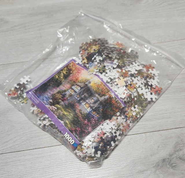 Magical Garden Puzzle (1000 Pieces)