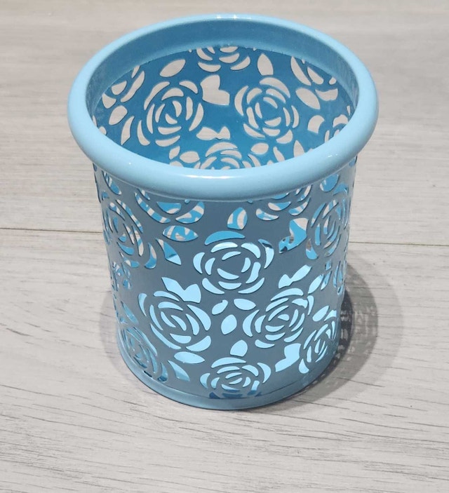Blue Flower Pencil Holder