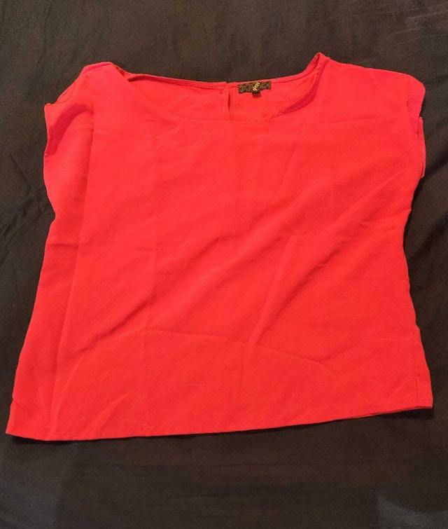 Red Short Sleeve Blouse (Size XS)