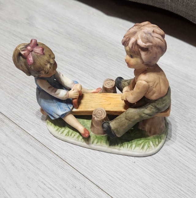 Vintage Erich Stauffer Hummel Figurine - photo 3