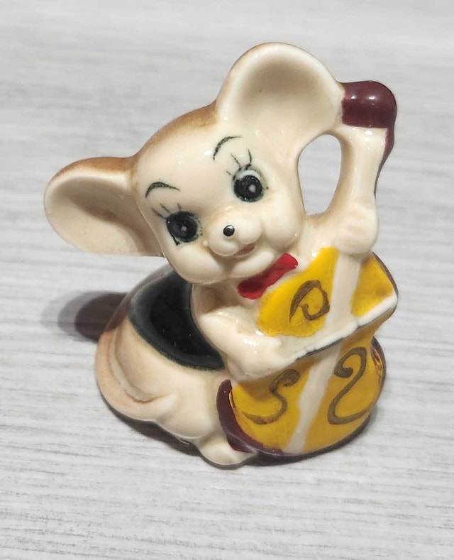 Vintage China Orchestra Mouse playing Chello Figurine