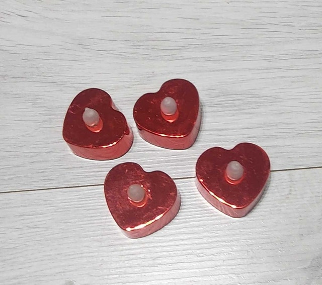 Set of 4 Heart Shaped Battery Operated Tea Lights