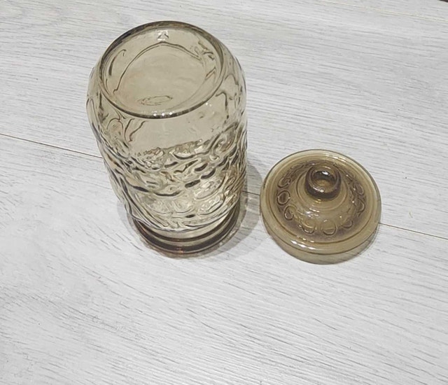 Vintage 1970 Italian Fruit Embossed Smoked Glass Jar - photo 3