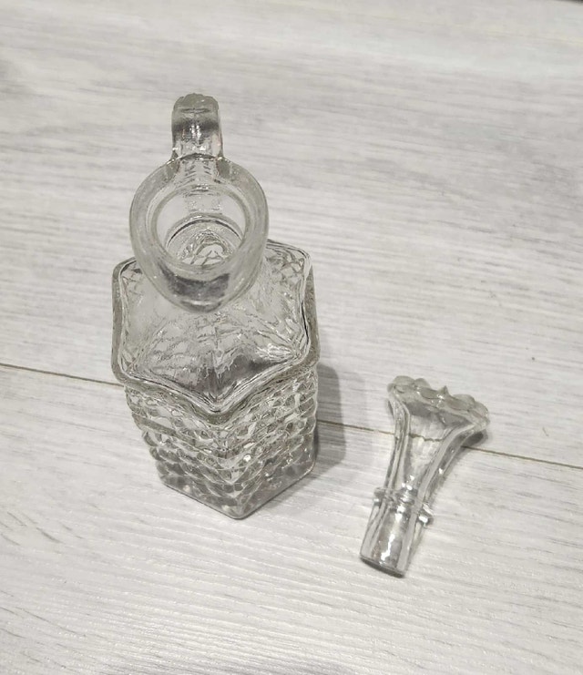 Anchor Hocking Glass Cruet (Oil / Vinegar Bottle) - photo 2
