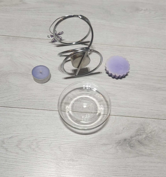 Tea Light Candle Holder and Scented Wax / Essential Oil Burner - photo 2