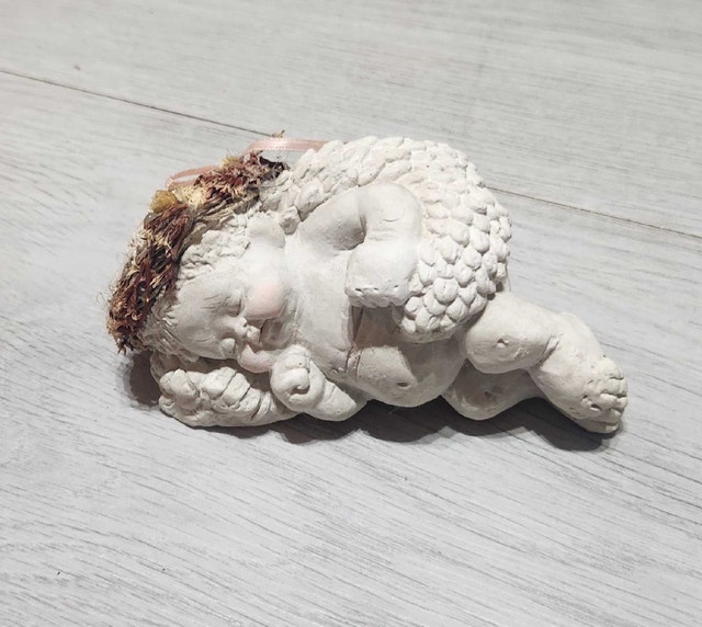 Vintage Dreamsicle Cherub Figurine #106 Heavenly Dreamer