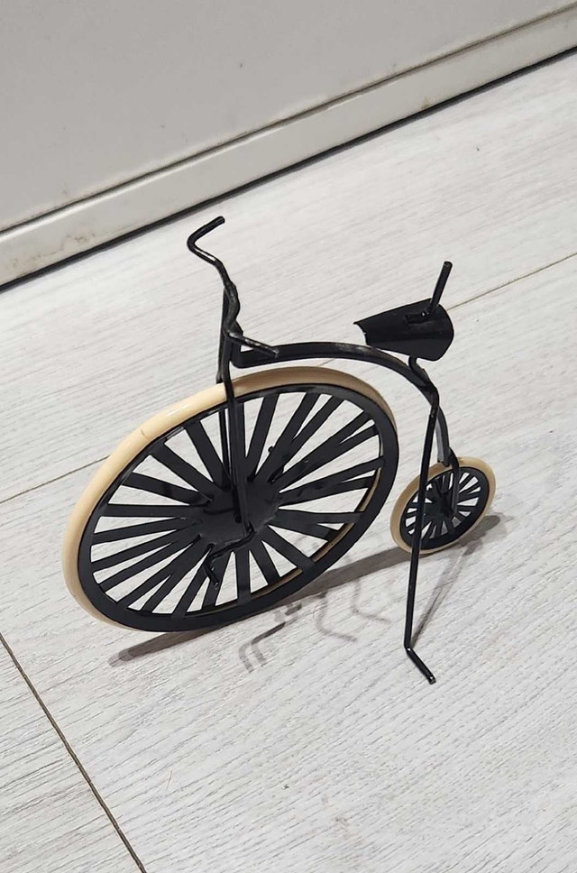 Vintage Metal High Wheel Bicycle Decoration