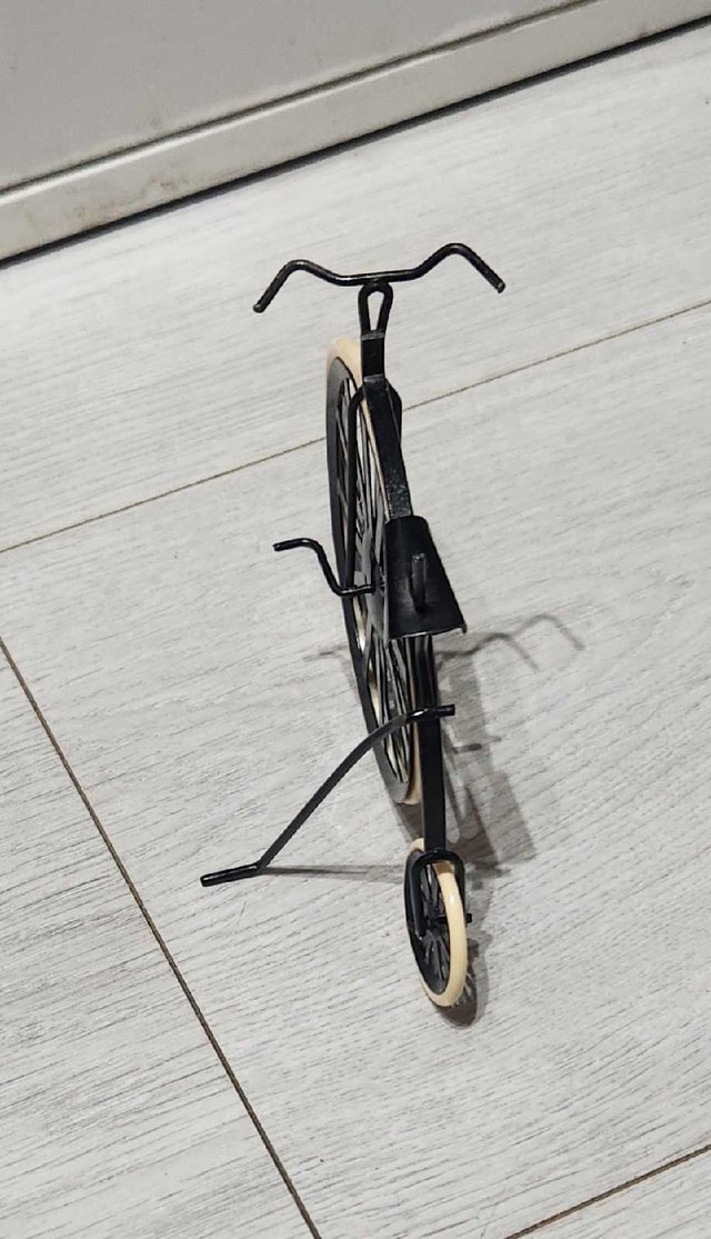 Vintage Metal High Wheel Bicycle Decoration - photo 2