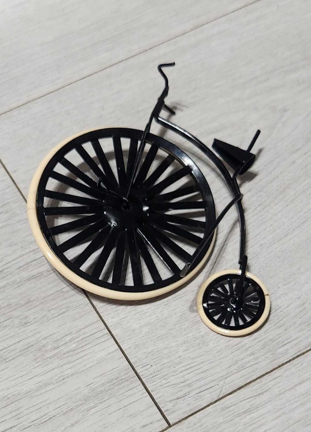 Vintage Metal High Wheel Bicycle Decoration - photo 3