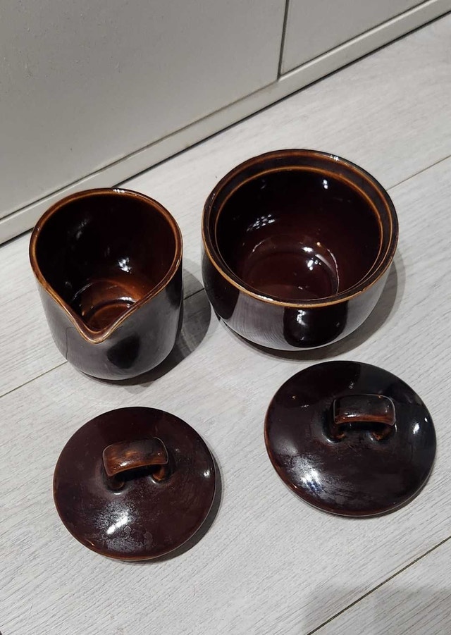 Vintage Milk Jug and Sugar Bowl - photo 2