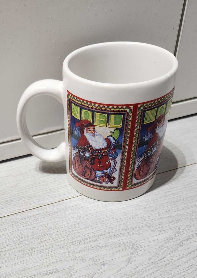 Christmas Vintage Santa Mug