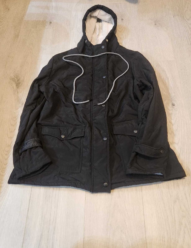 Lightweight Black Fur Jacket (XL)