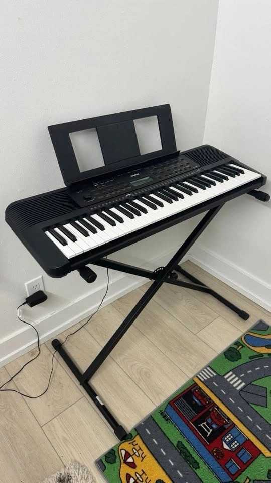 Yamaha Keyboard PSR-E273 61 keys with stand - photo 2