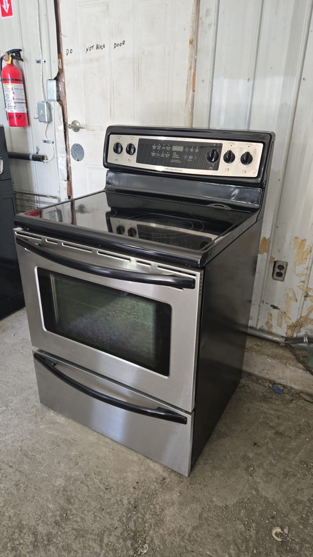stove/oven - photo 4