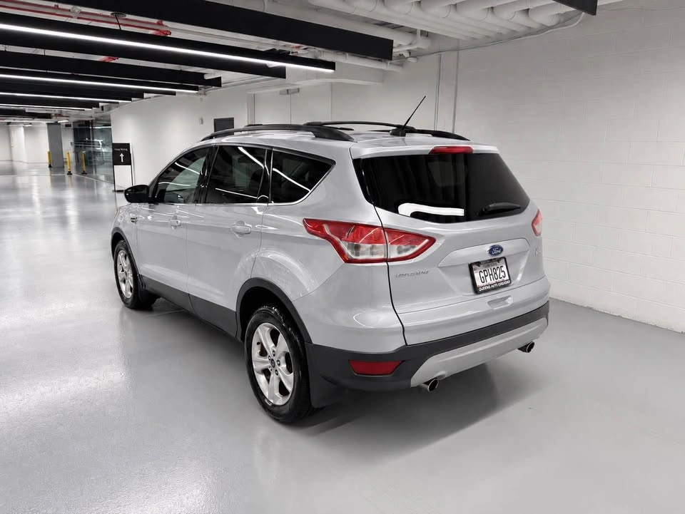 2016 Ford Escape SE Sport SUV 4D - photo 4