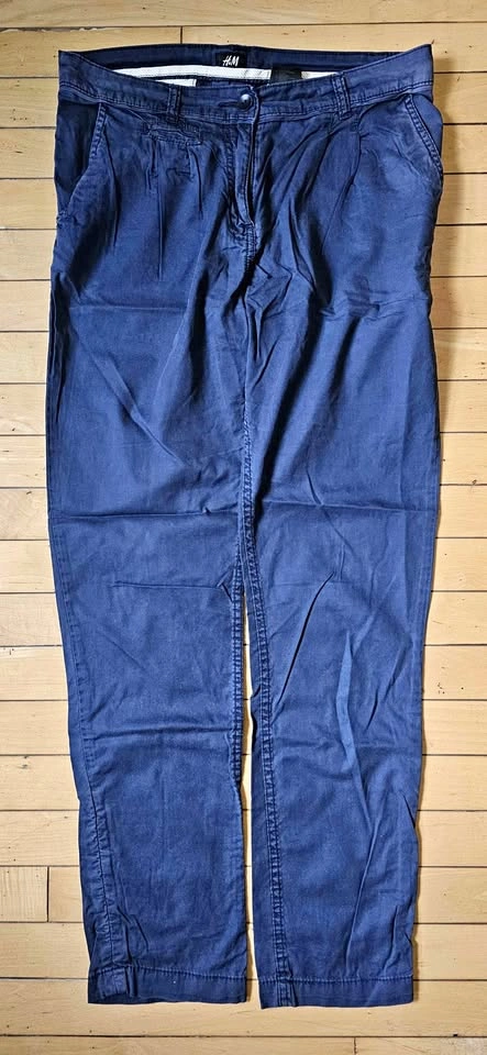 H&M Women's 100% Cotton Chino Pants - Size 6
