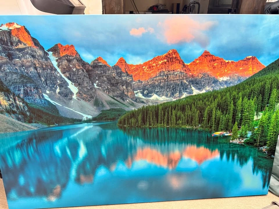Large Canvas Print – Valley of the Ten Peaks (40" x 60")