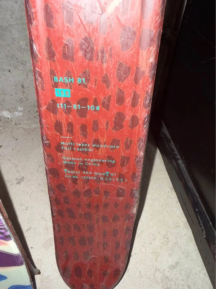 Völkl Revolt 86 Twin Tip Skis - 158cm with Marker Bindings - photo 3