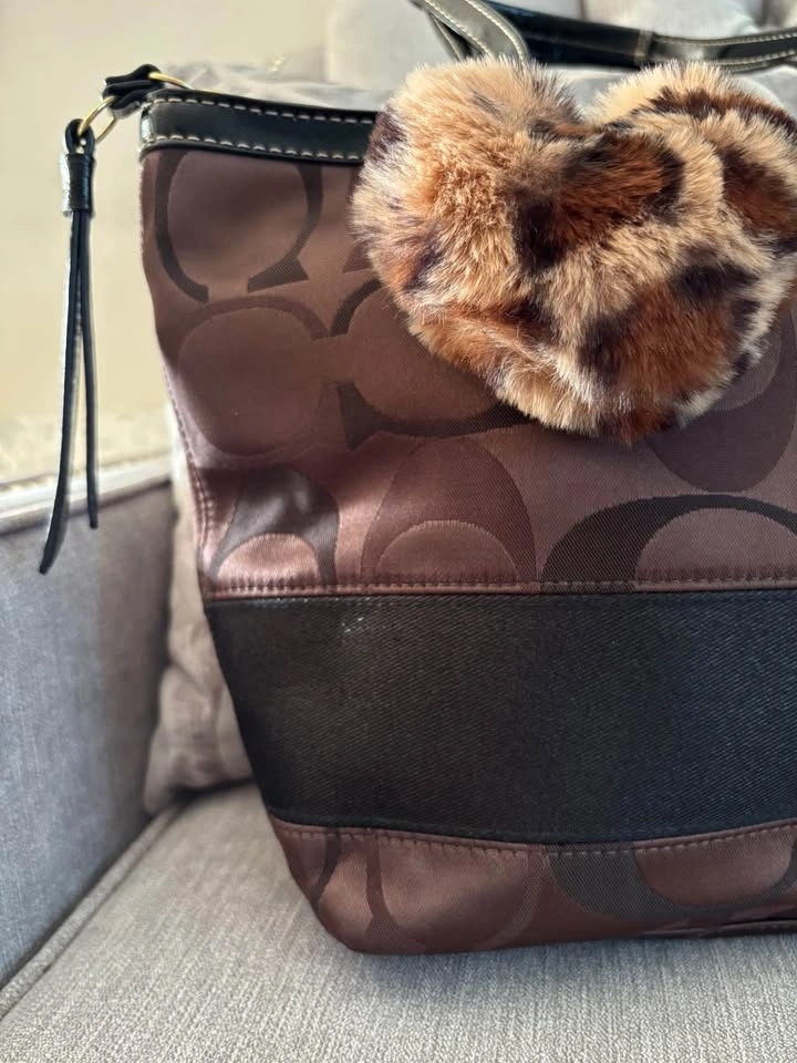 Coach Chocolate Brown Tote Bag - photo 2