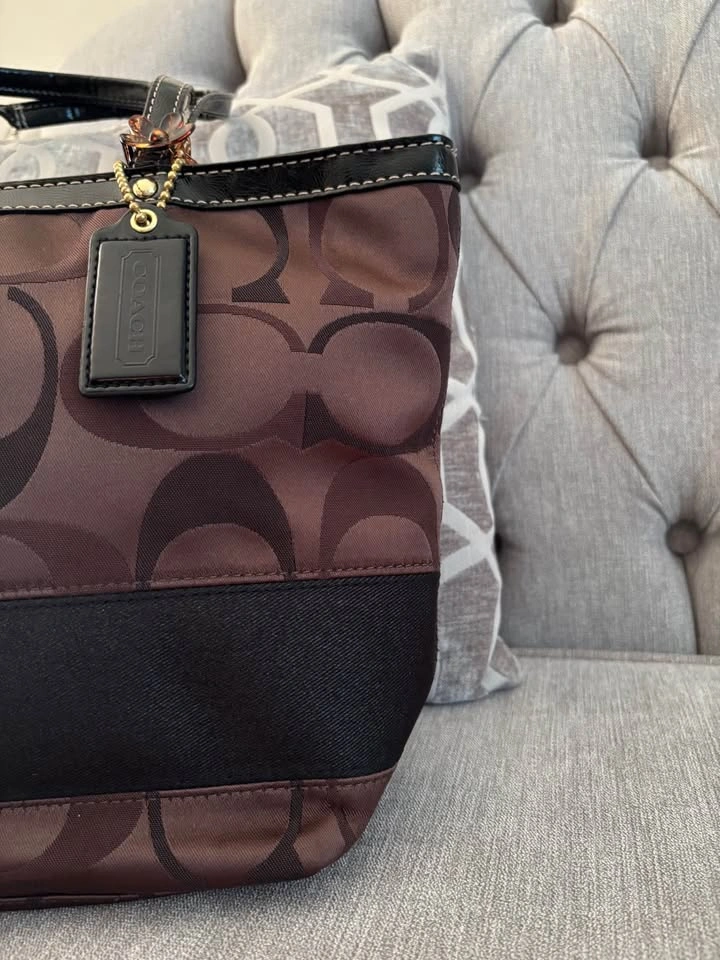 Coach Chocolate Brown Tote Bag - photo 3