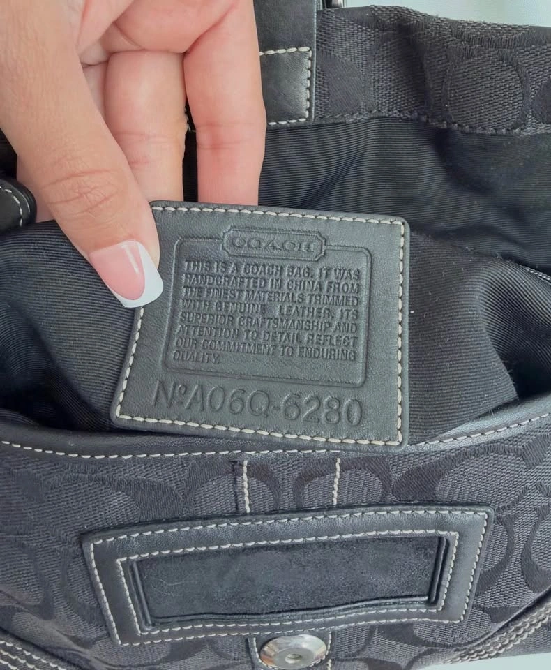 Coach Black Braided Buckle Flap Soho bag - photo 5