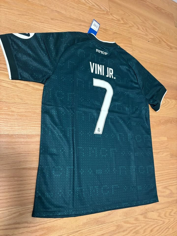 Adidas Real Madrid “VINI JR” Second Jersey Size L - photo 5