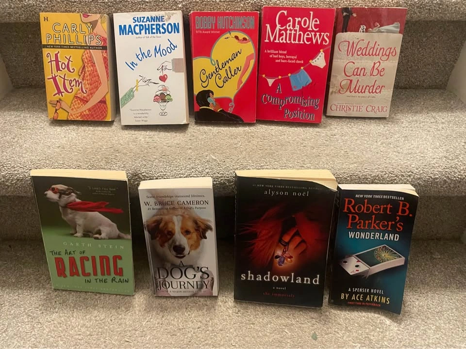 $3 each or $100 for 60 Paperbacks - Various Genres - photo 3