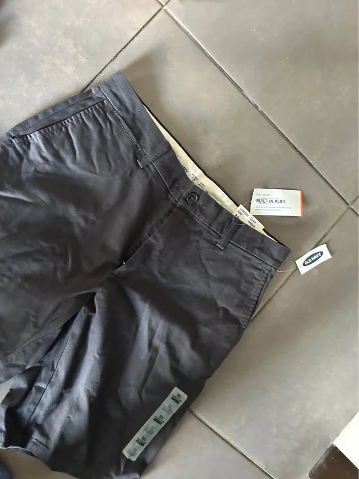 $15 all - Old Navy Ultimate Slim Built-In Flex Shorts Size 31 - photo 2
