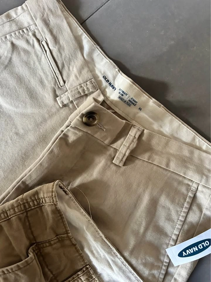 $15 all - Old Navy Ultimate Slim Built-In Flex Shorts Size 31 - photo 3