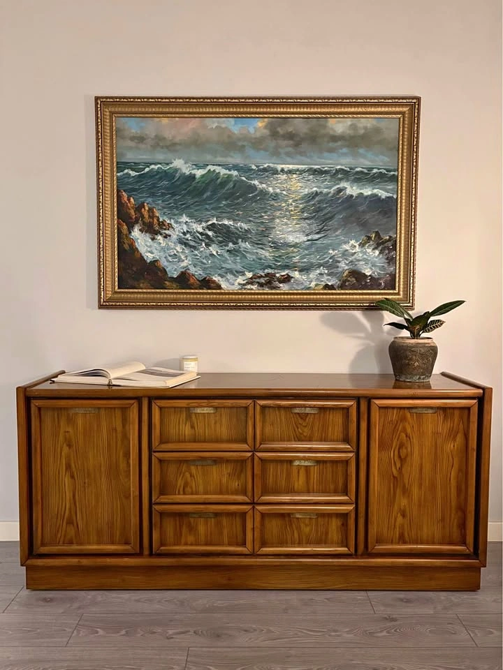 GORGEOUS VINTAGE RED OAK AND BRASS MCM DRESSER!