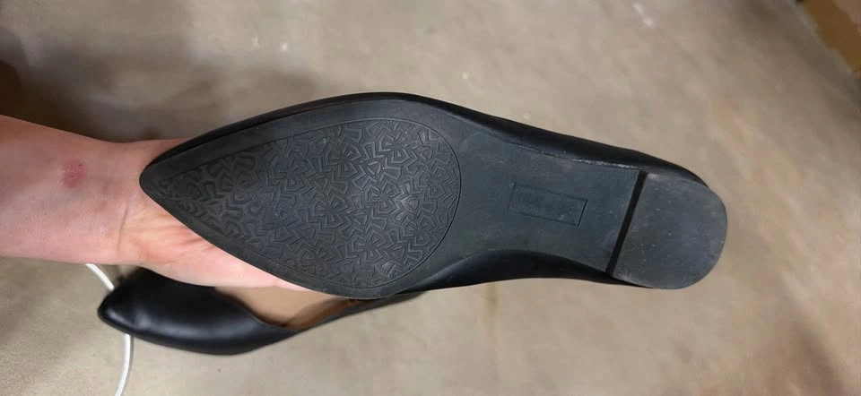 Women’s flats 8.5M - photo 4