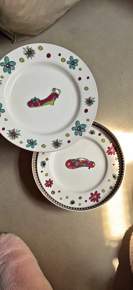 Plates and mug set